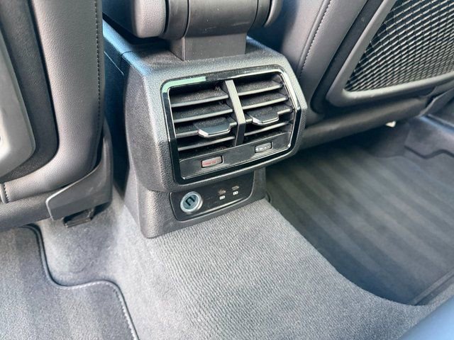 Used 2025 Audi Q3 2.0T Premium image 20