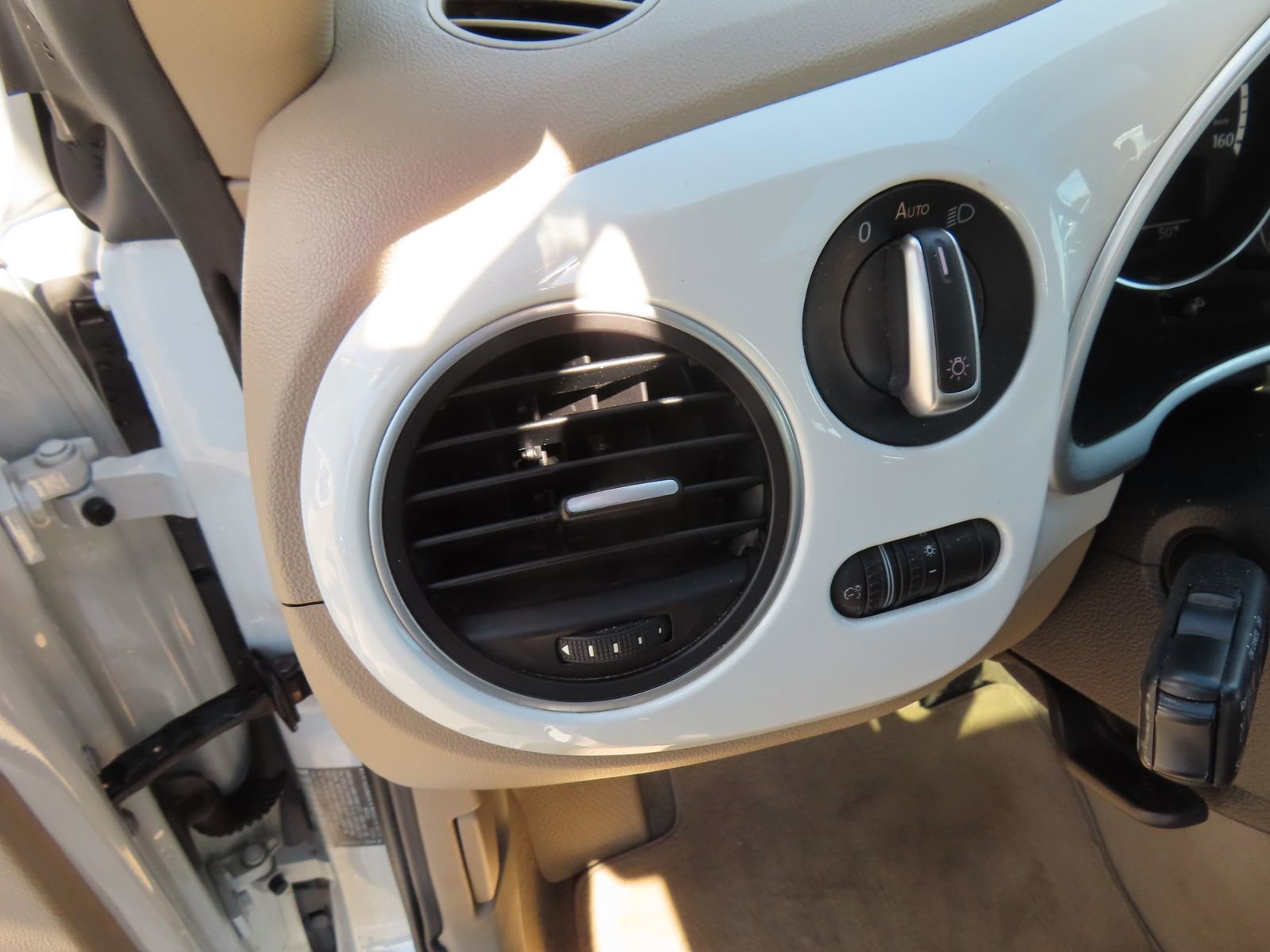 Used 2016 Volkswagen Beetle 1.8T SEL image 13