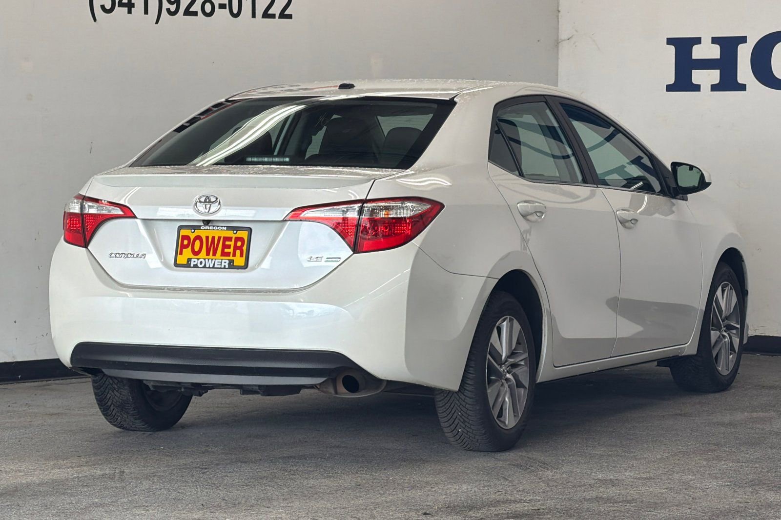 Used 2015 Toyota Corolla LE Premium FWD image 3