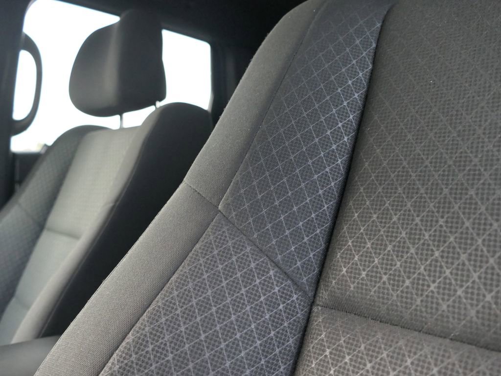 Used 2021 Jeep Grand Cherokee Laredo image 14