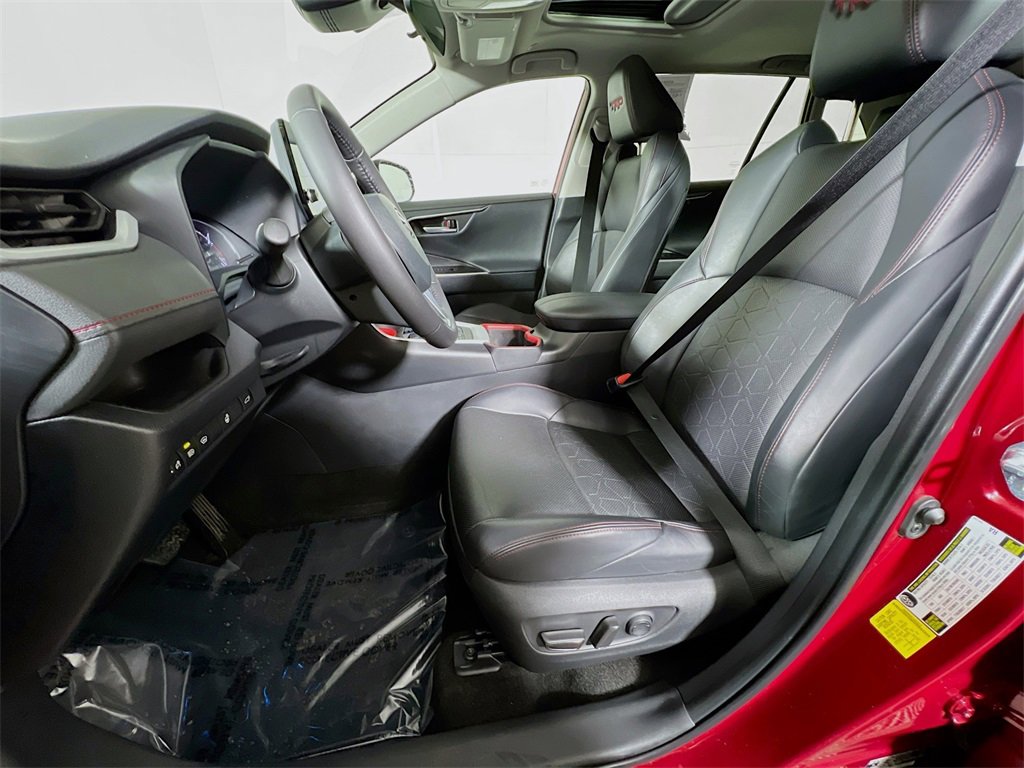 Certified 2024 Toyota RAV4 TRD Off-Road image 20