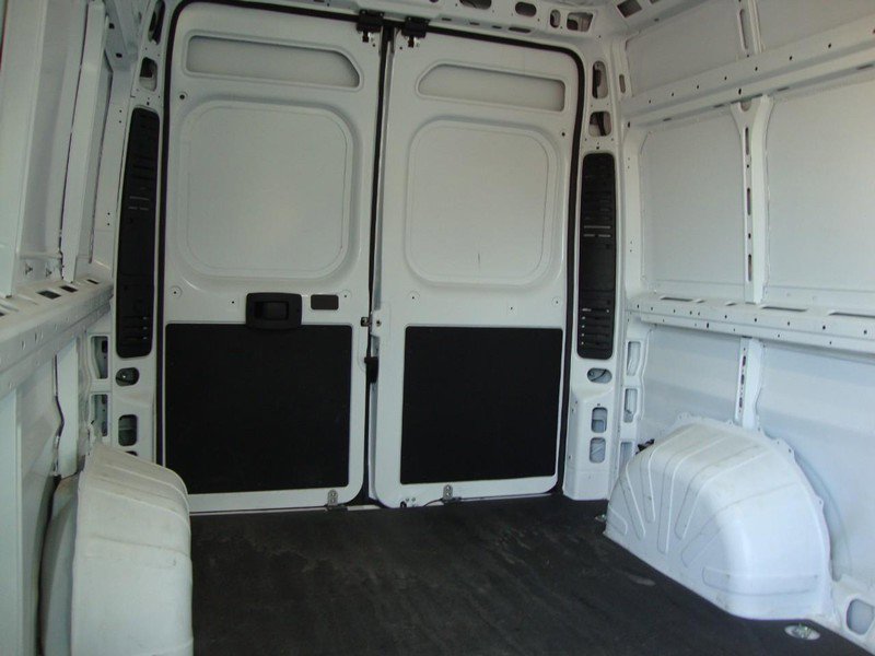 Used 2025 RAM ProMaster 2500 w/ Convenience Group image 15