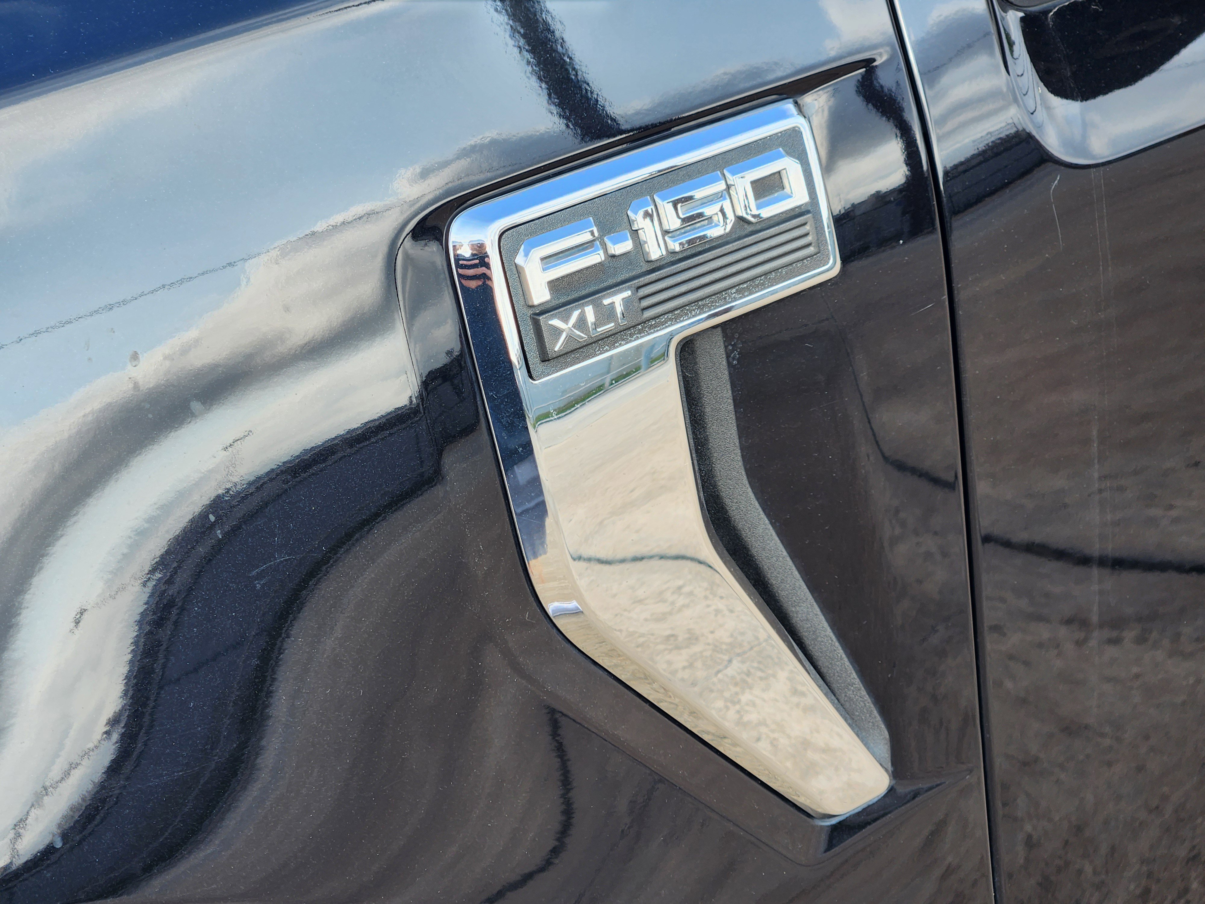 Used 2021 Ford F150 XLT w/ Equipment Group 302A High RWD image 13