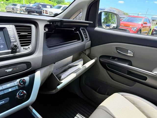 Used 2020 Kia Sedona EX FWD image 34