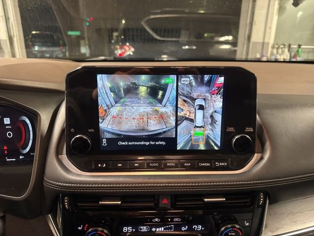 Used 2023 Nissan Rogue Platinum w/ Platinum Premium Package image 15