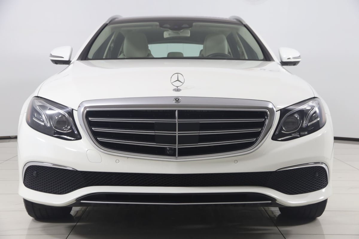 Used 2020 Mercedes-Benz E 450 4MATIC Wagon w/ Premium Package image 59
