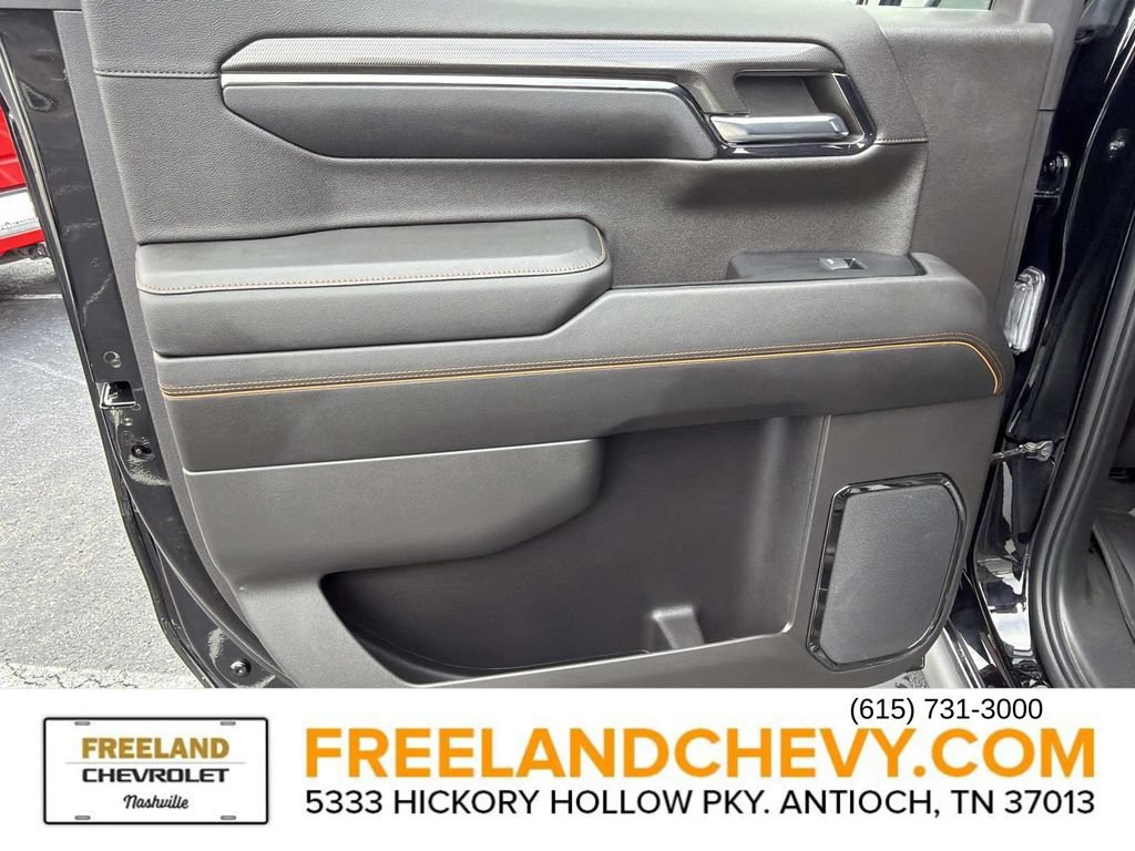 Used 2024 GMC Sierra 1500 AT4 w/ Technology Package AWD/4WD image 15