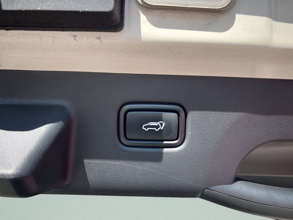 Used 2023 Kia EV6 GT image 17