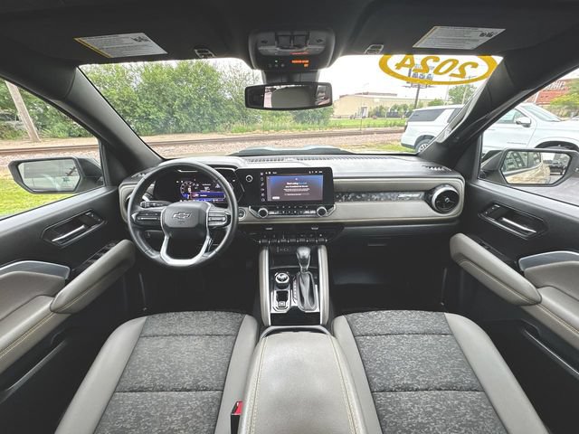 Used 2024 Chevrolet Colorado ZR2 w/ Technology Package AWD/4WD image 21