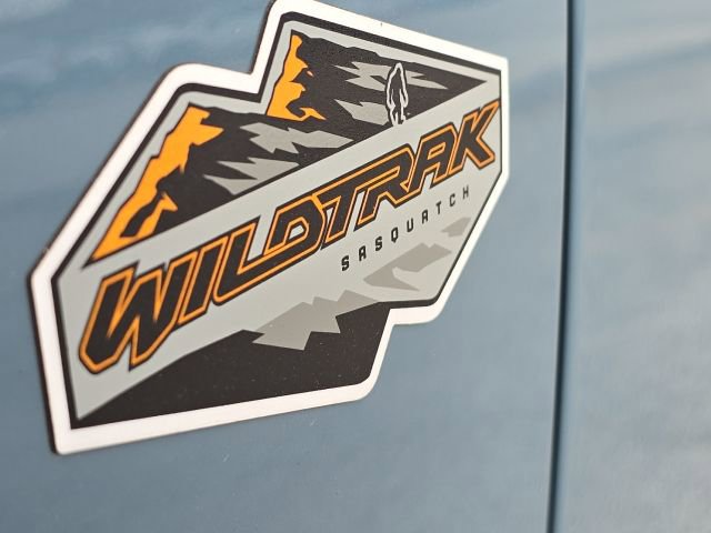 Used 2023 Ford Bronco Wildtrak image 9