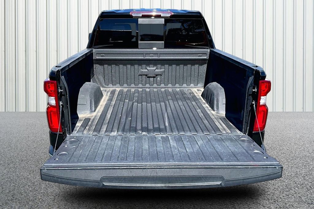 Used 2022 Chevrolet Silverado 1500 LTZ image 24