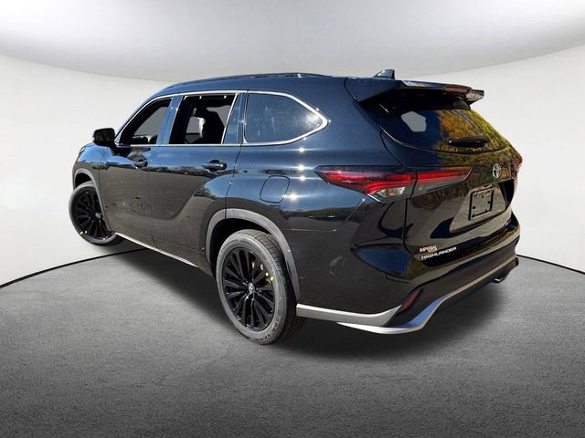 New 2026 Toyota Highlander XSE image 10