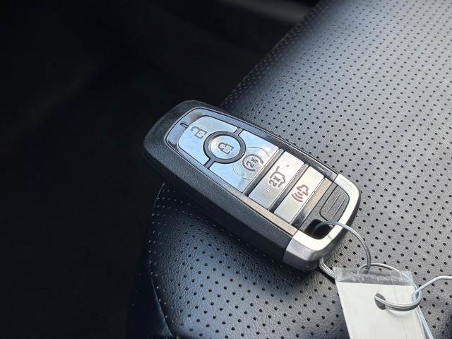 Certified 2023 Ford Escape Platinum AWD/4WD image 29