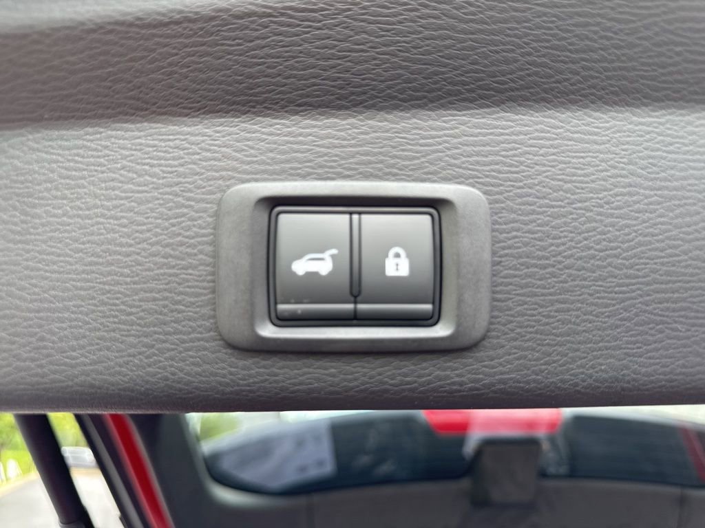 New 2025 Mitsubishi Outlander SEL image 29