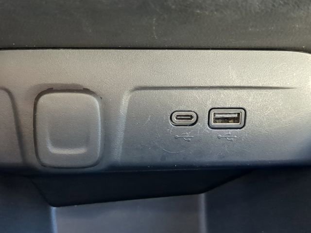 Used 2024 Chevrolet Trax RS w/ Driver Confidence Package image 25