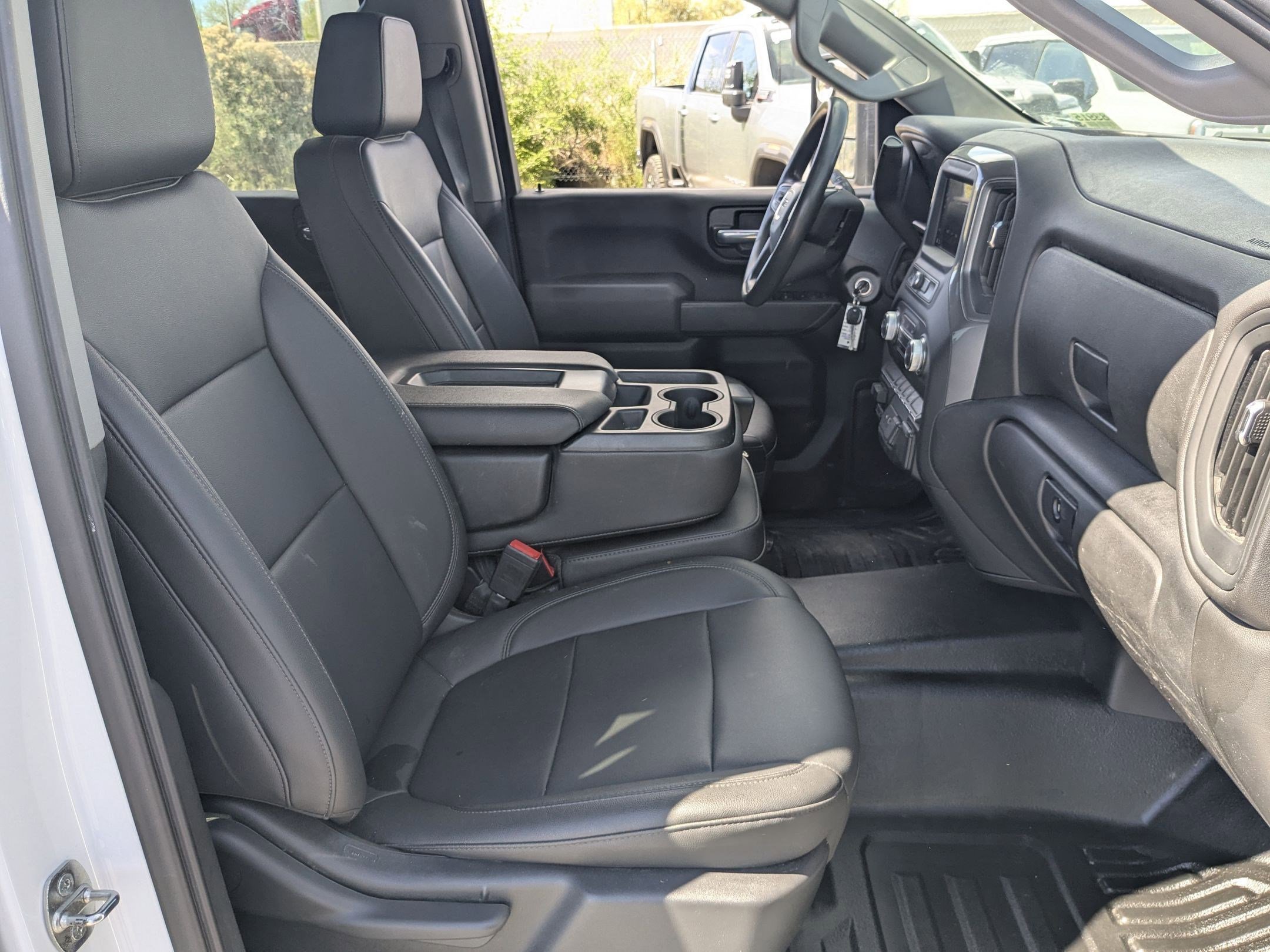 Used 2022 GMC Sierra 2500 Pro w/ Convenience Package image 28