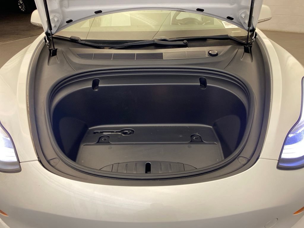 Used 2020 Tesla Model 3 Standard Range Plus RWD image 25