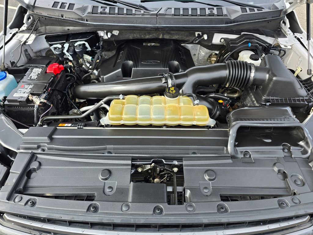 Used 2020 Ford F150 XLT w/ Equipment Group 302A Luxury image 9