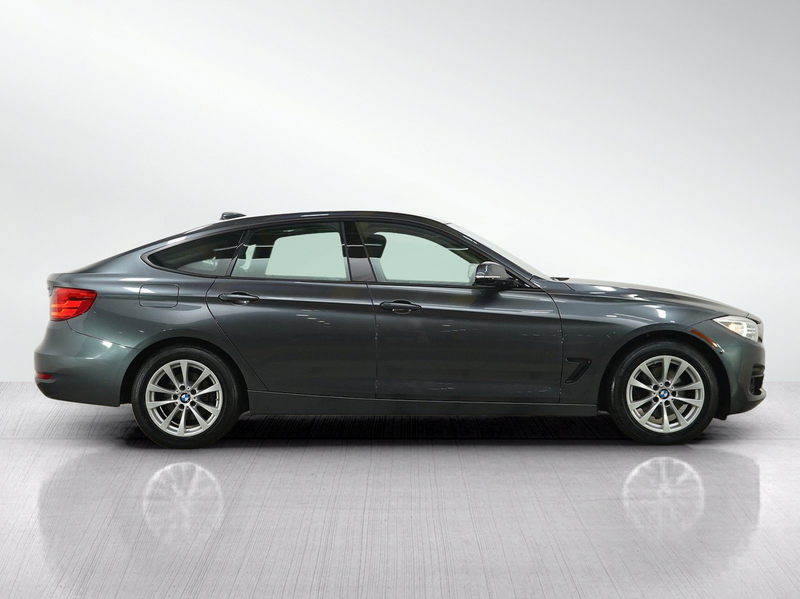 Used 2015 BMW 328i Gran Turismo xDrive AWD/4WD image 6