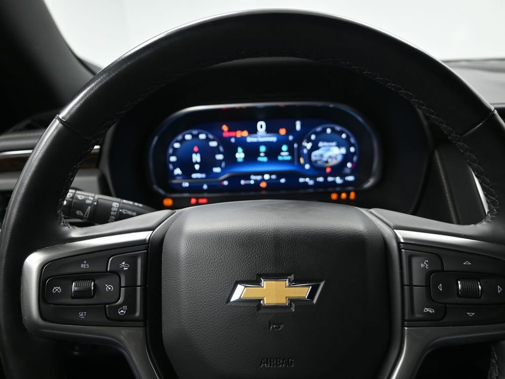 Used 2023 Chevrolet Tahoe Premier AWD/4WD image 17