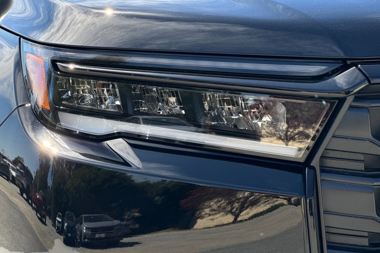 New 2026 Honda Pilot Sport image 10