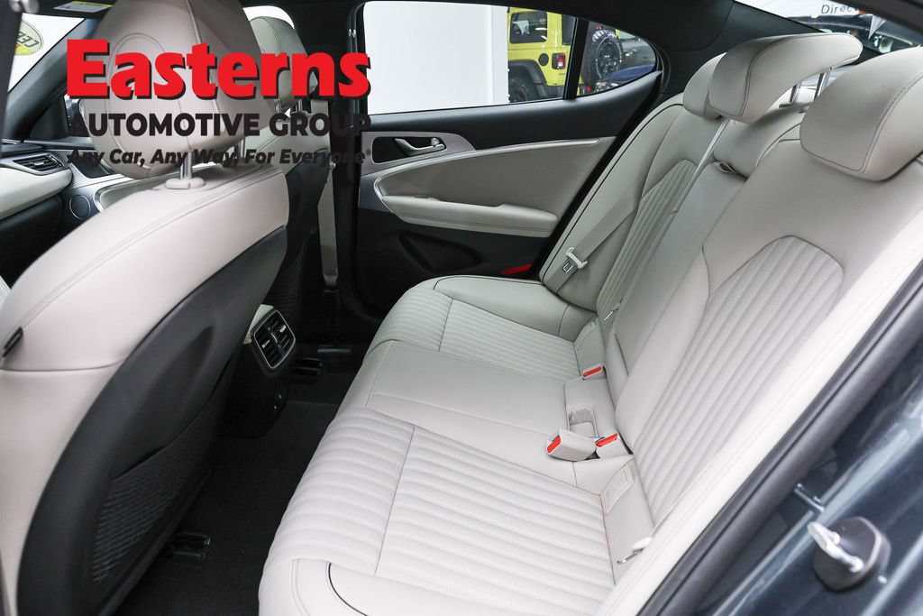 Used 2023 Genesis G70 2.0T w/ Sport Prestige Package AWD/4WD image 23