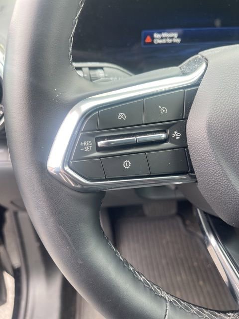 Used 2026 Chevrolet Equinox LT w/ Convenience Package II AWD/4WD image 7