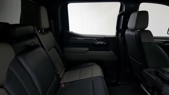 Used 2025 Chevrolet Silverado 1500 ZR2 w/ Technology Package image 22