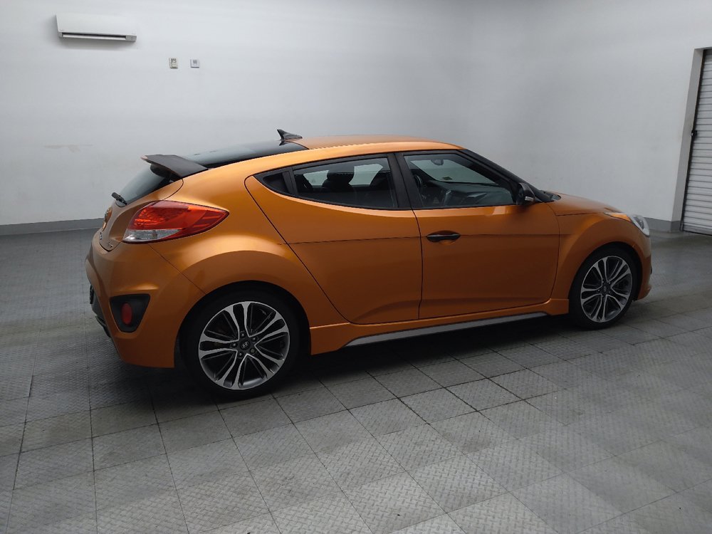 Used 2016 Hyundai Veloster Turbo FWD image 10