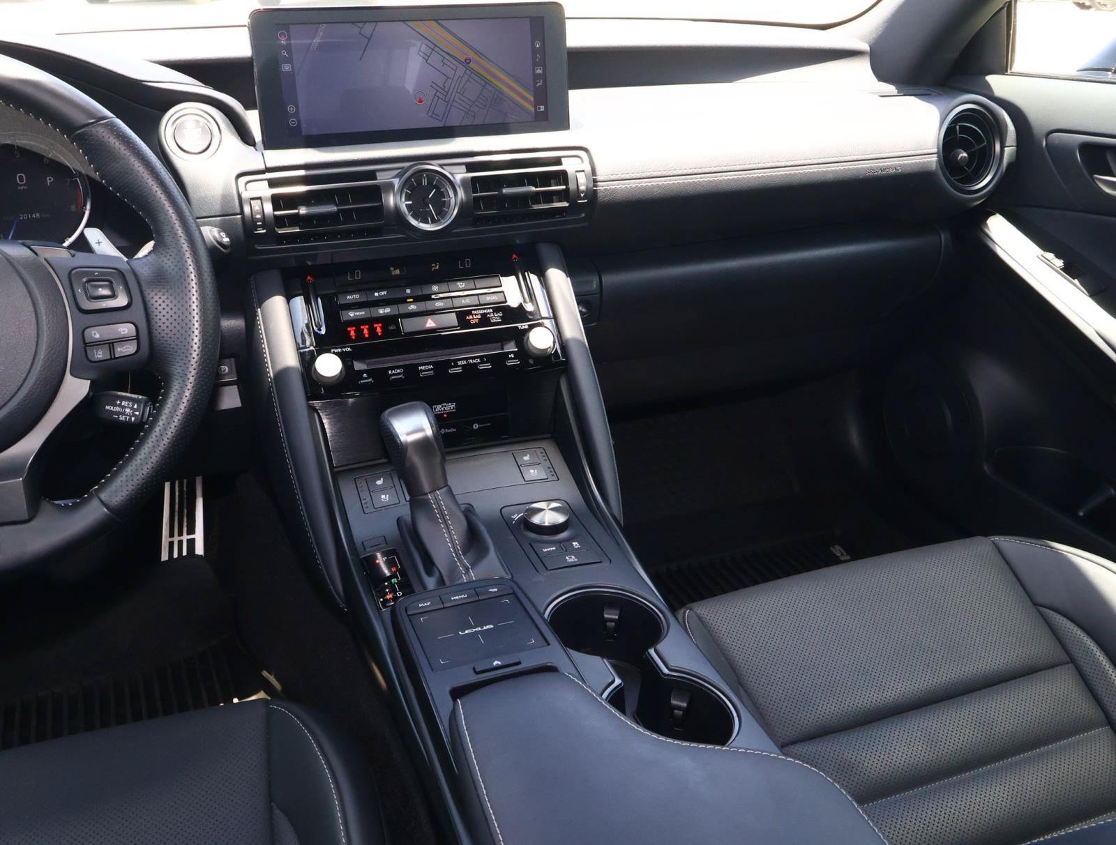 Used 2023 Lexus IS 500 RWD image 12