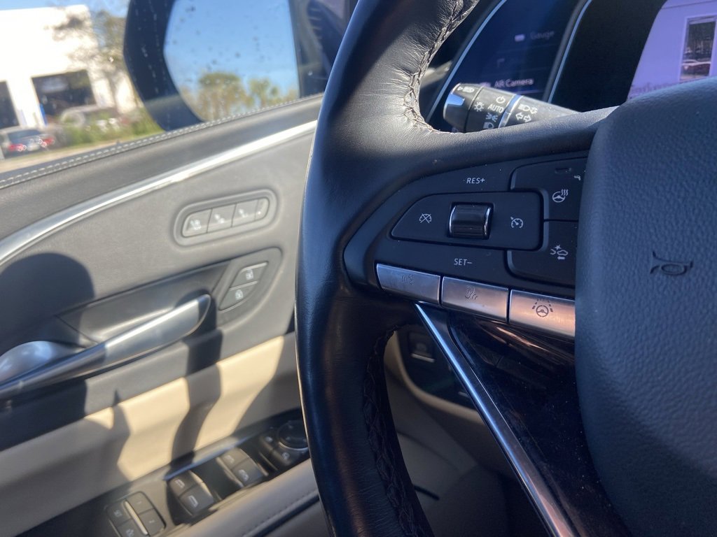 Used 2023 Cadillac Escalade Premium Luxury w/ Performance Package image 13