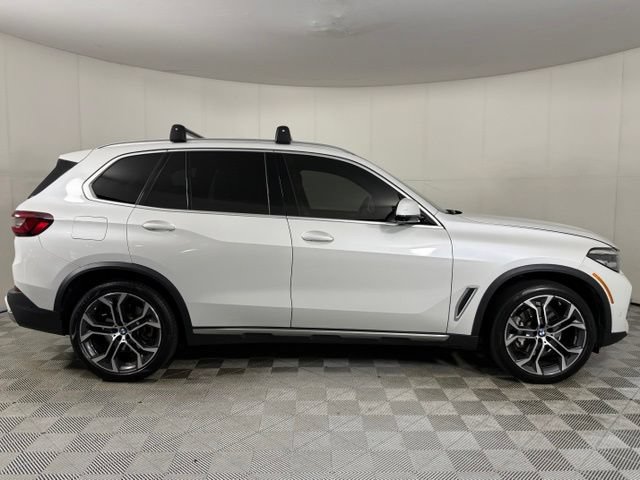 Used 2023 BMW X5 xDrive40i w/ Premium Package AWD/4WD image 7