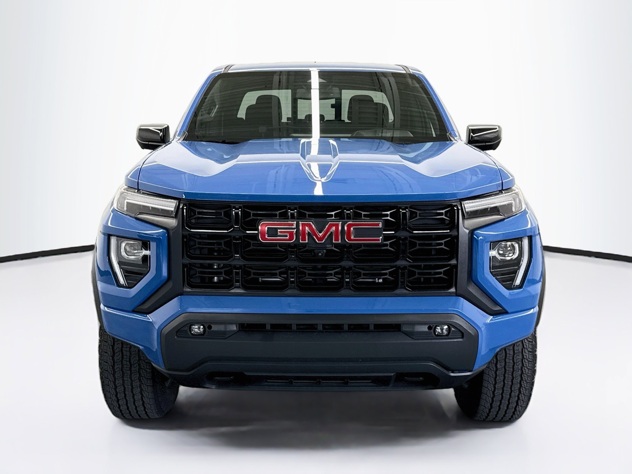 Used 2025 GMC Canyon Elevation w/ Convenience Package RWD image 2