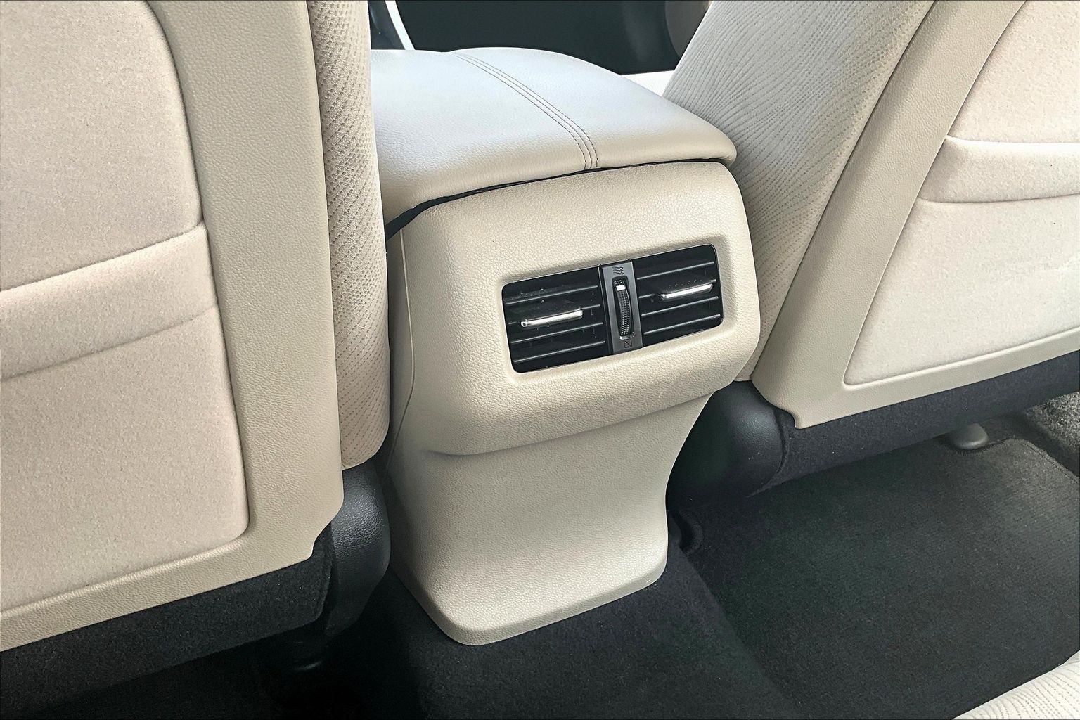 Used 2013 Honda Accord EX image 25