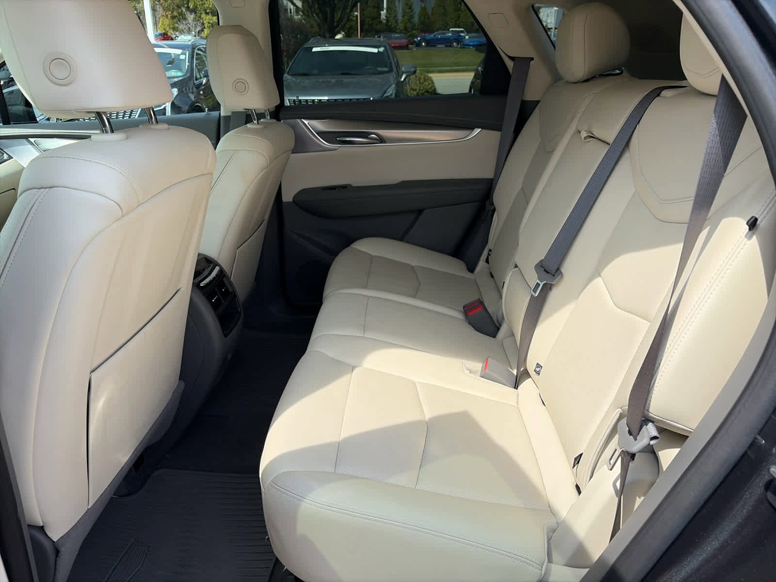 Certified 2023 Cadillac XT5 Premium Luxury w/ Technology Package image 9