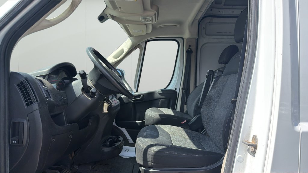 Used 2020 RAM ProMaster 2500 w/ Interior Convenience Group FWD image 10