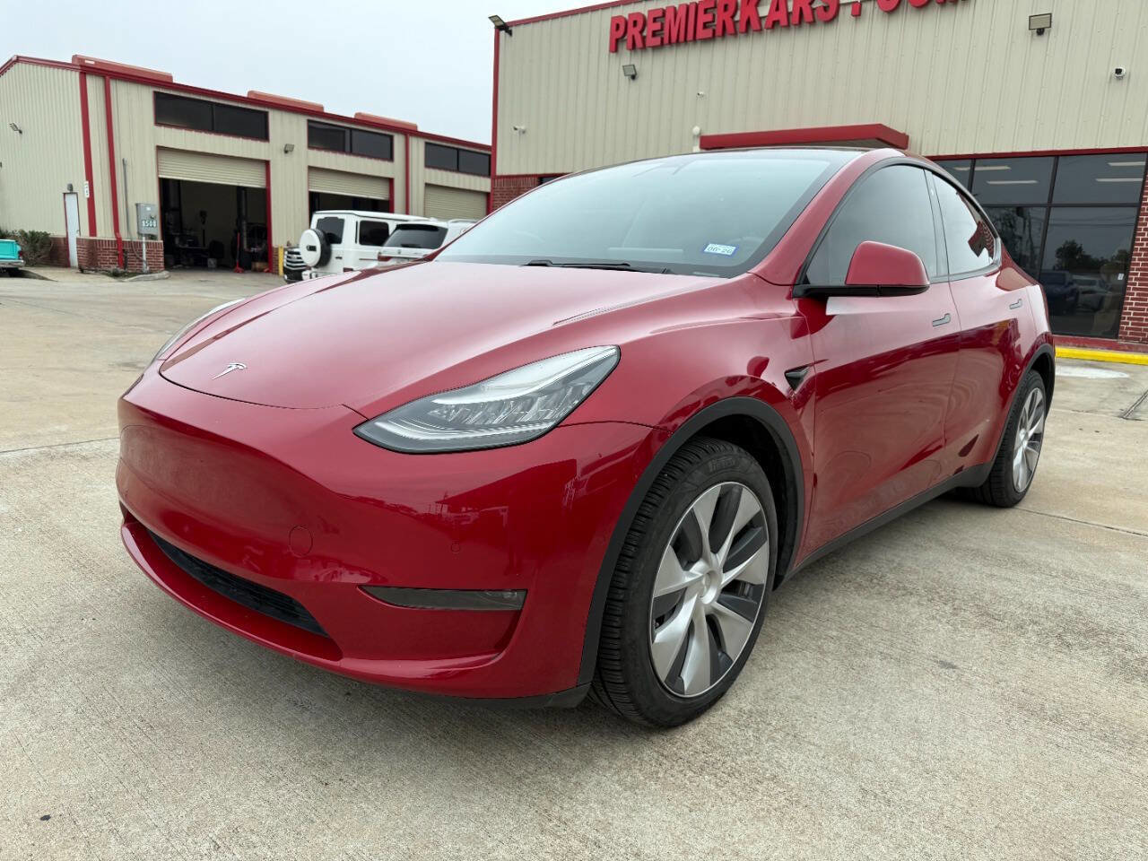 Used 2020 Tesla Model Y Long Range AWD/4WD image 3