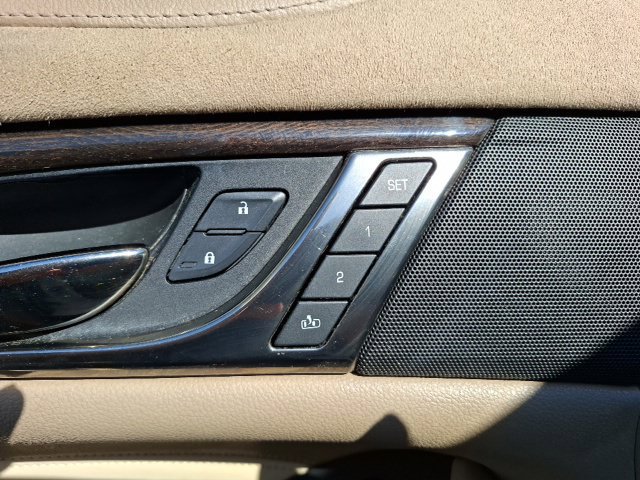 Used 2015 Cadillac CTS Luxury RWD image 12