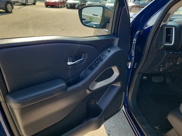 Certified 2022 Nissan Frontier SV image 23