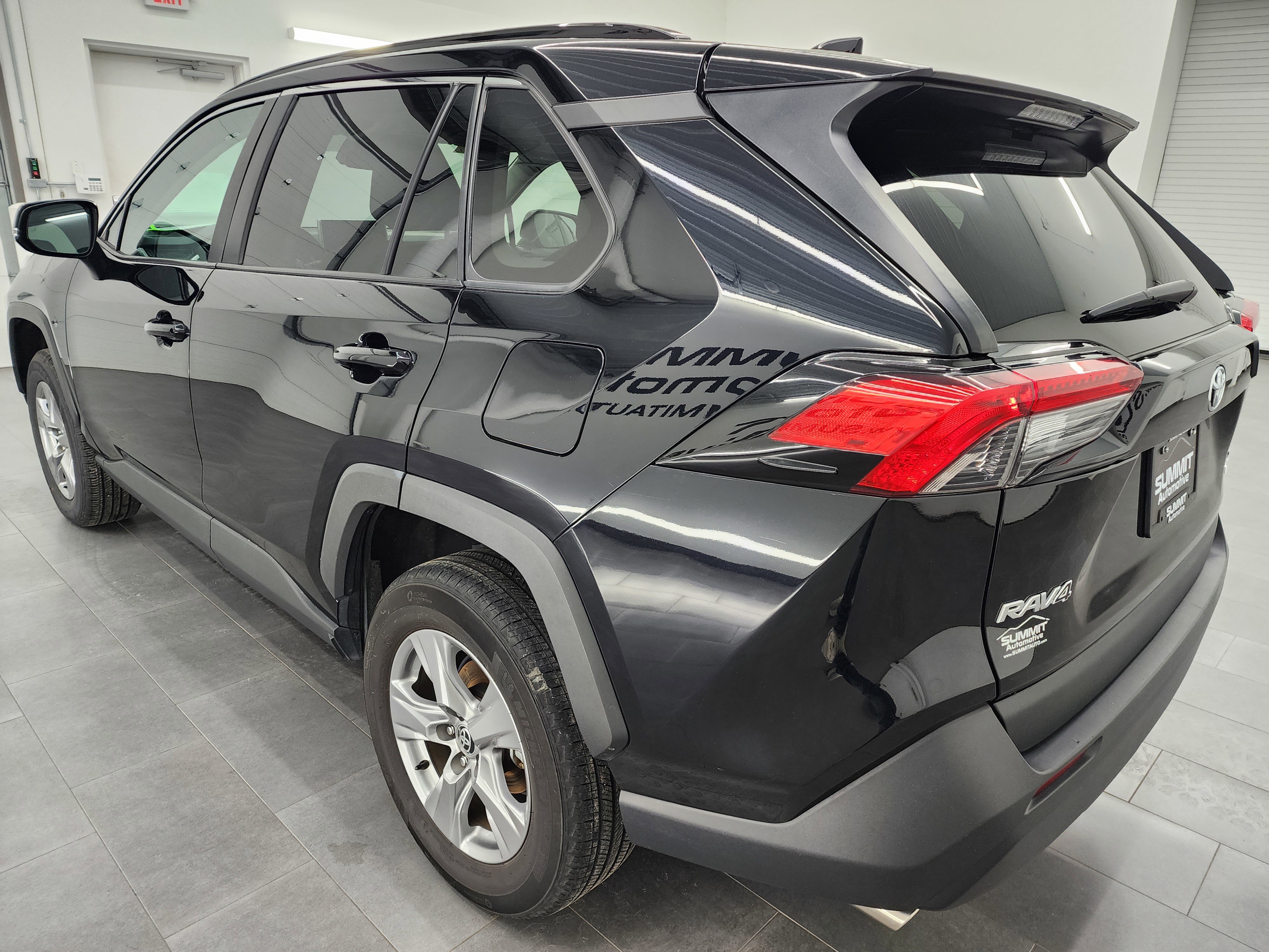 Used 2024 Toyota RAV4 XLE image 6