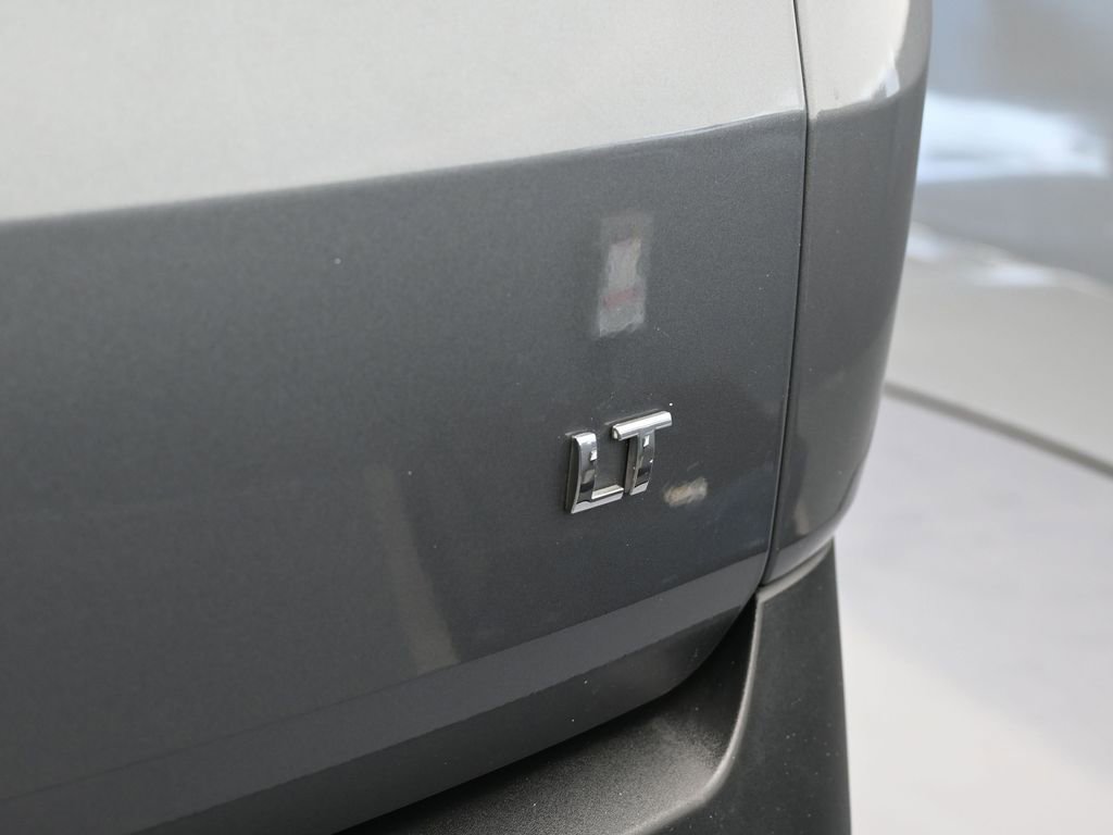 Used 2020 Chevrolet Traverse LT w/ LT Premium Package image 45