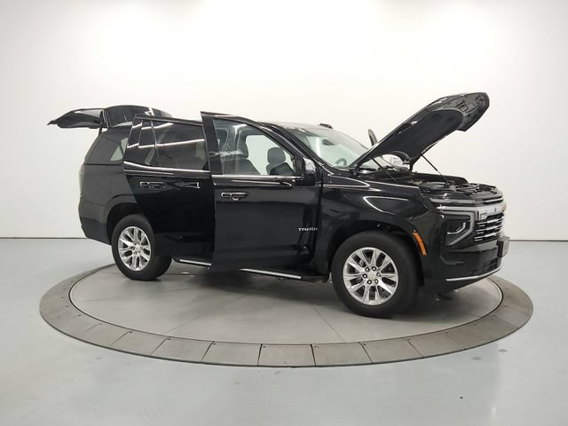 Used 2025 Chevrolet Tahoe Premier RWD image 10