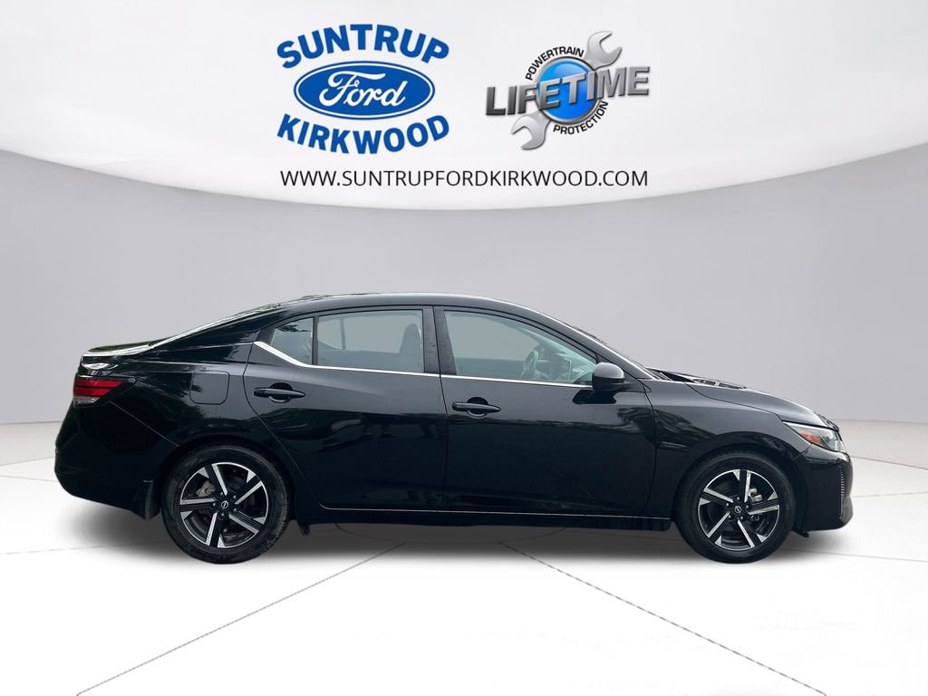 Used 2024 Nissan Sentra SV image 8