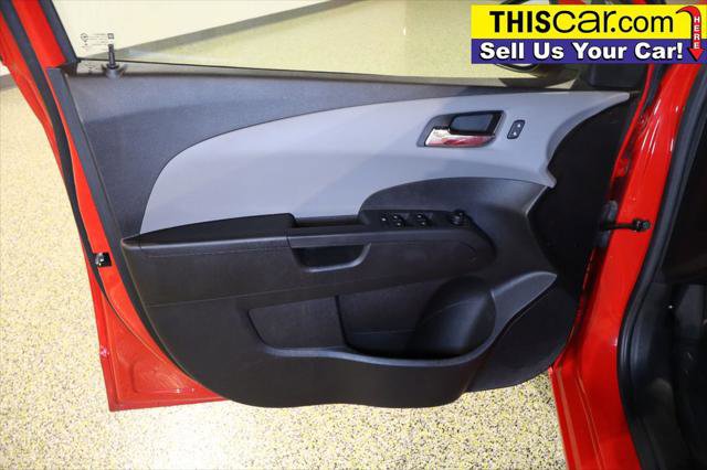 Used 2014 Chevrolet Sonic LT image 25