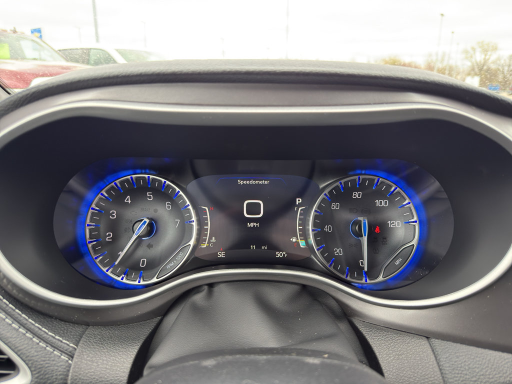 New 2026 Chrysler Pacifica Select FWD image 15