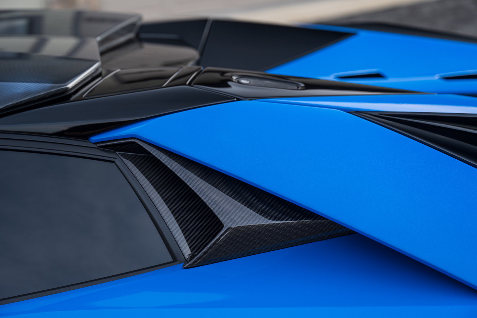 Used 2021 Lamborghini Aventador SVJ AWD/4WD image 50