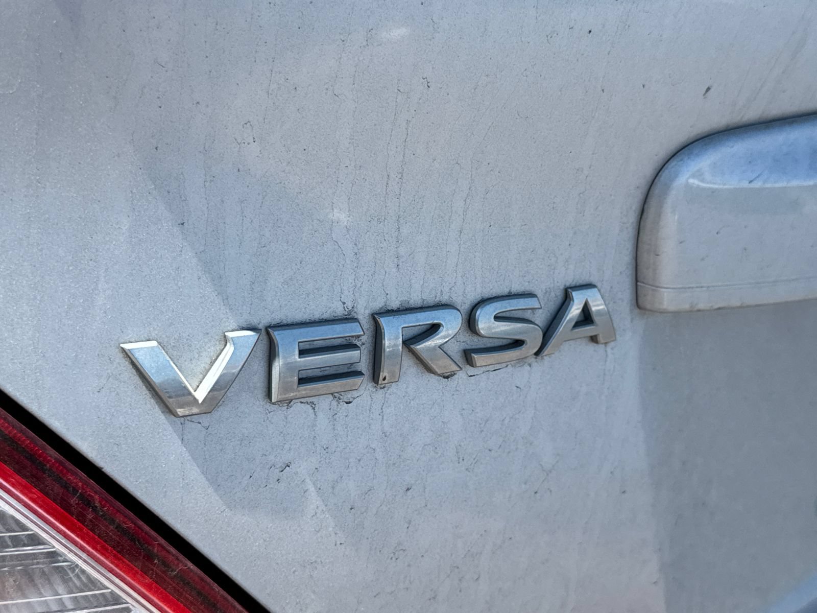 Used 2014 Nissan Versa S Plus FWD image 2