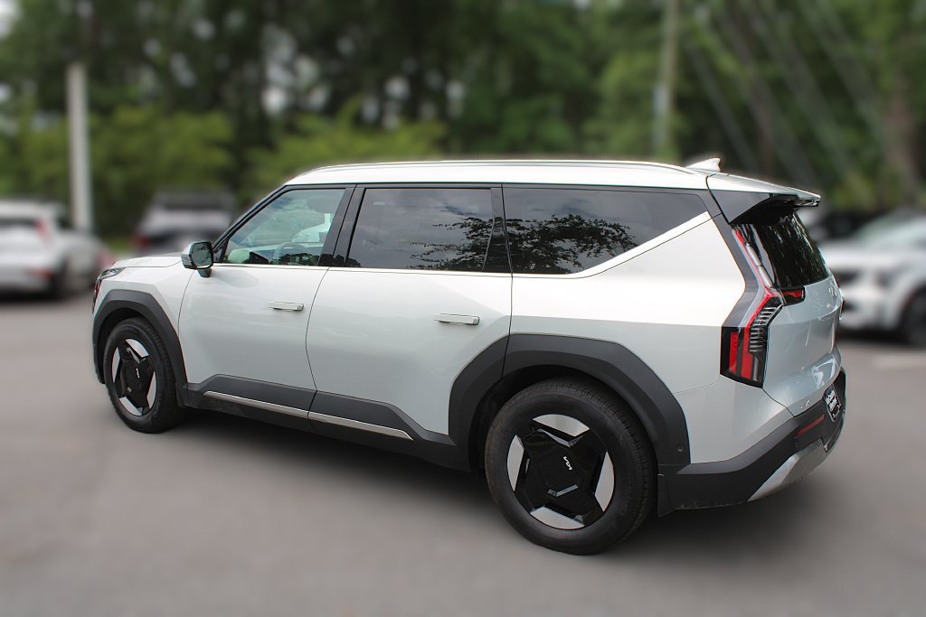 New 2026 Kia EV9 Wind AWD/4WD image 6