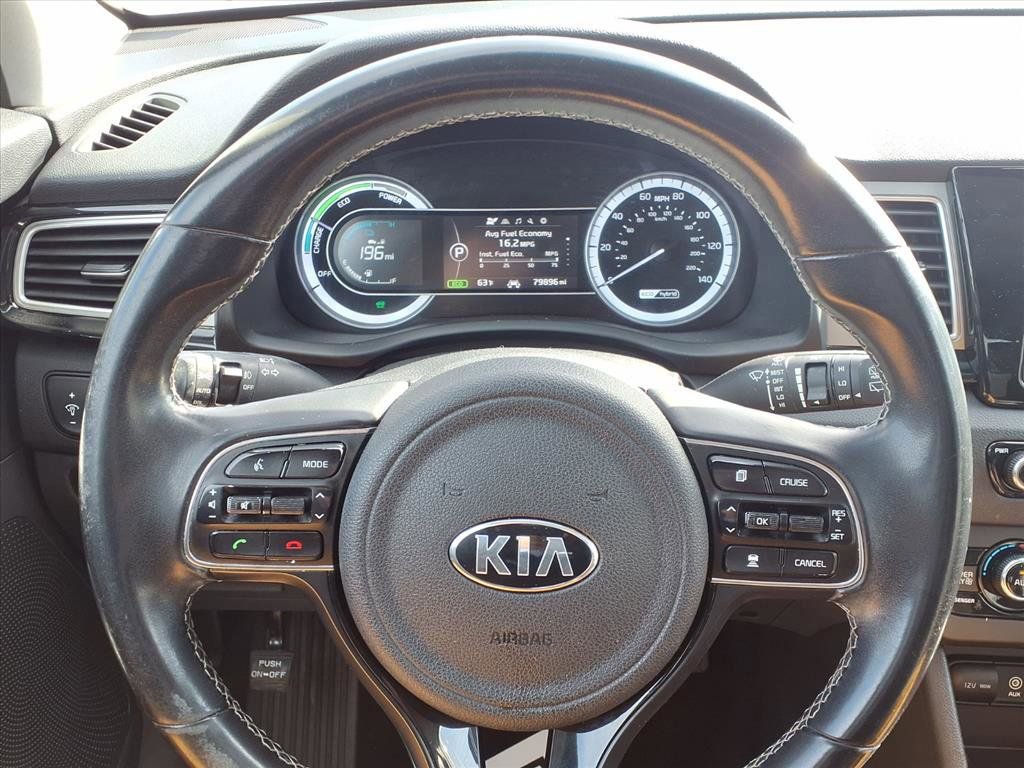 Used 2018 Kia Niro EX image 17