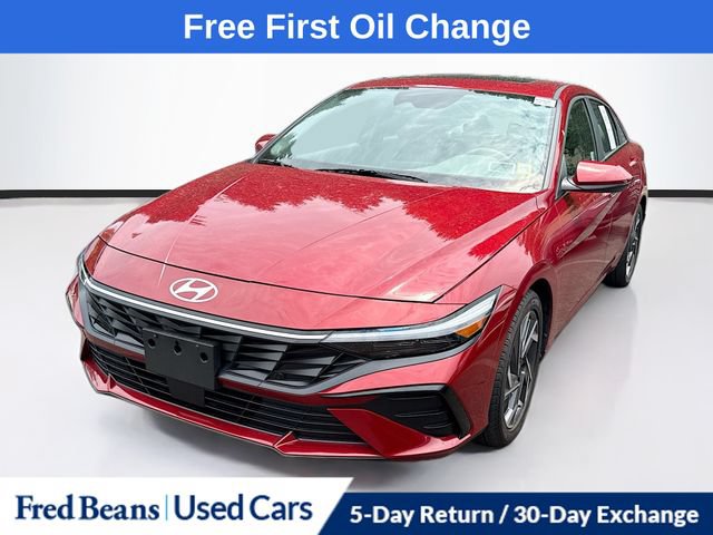 Certified 2025 Hyundai Elantra SEL FWD image 3